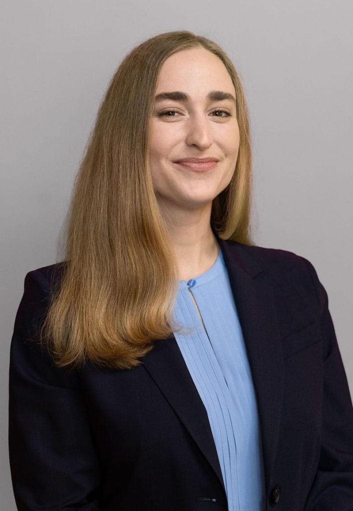 grace pratt headshot